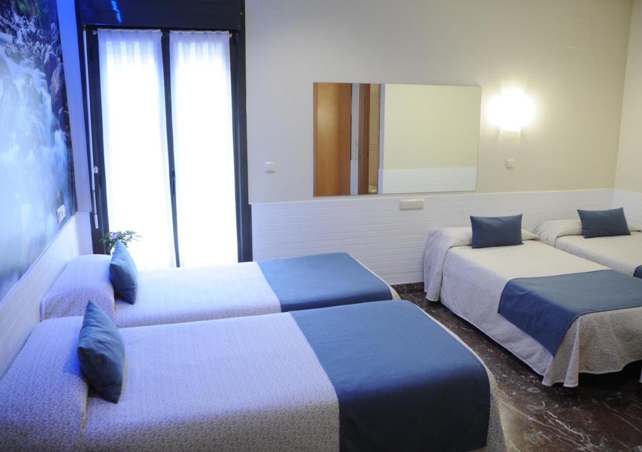 Hotel Aitana อีรุน ภายนอก รูปภาพ