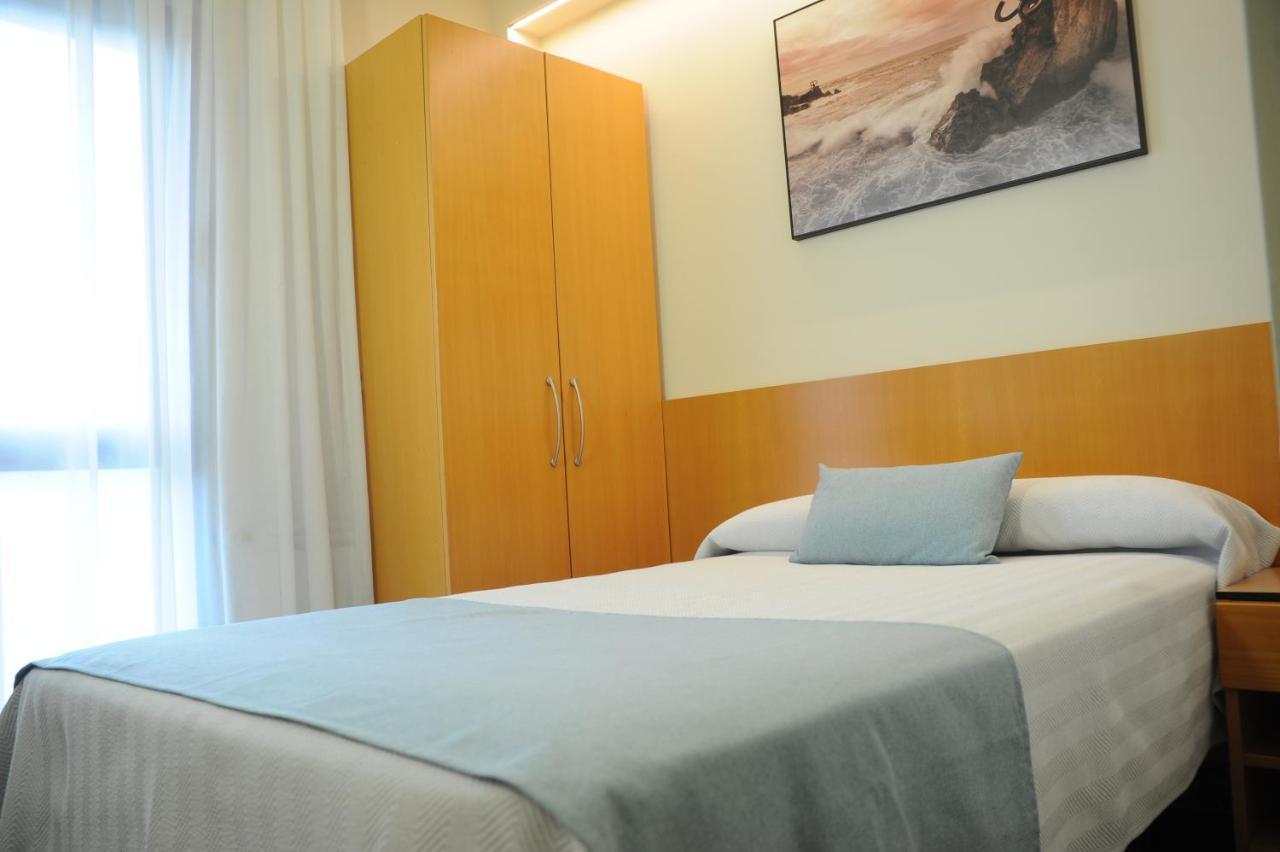 Hotel Aitana อีรุน ภายนอก รูปภาพ